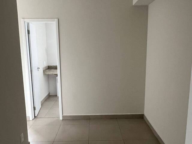 #1000 - Apartamento para Venda em Bauru - SP - 2